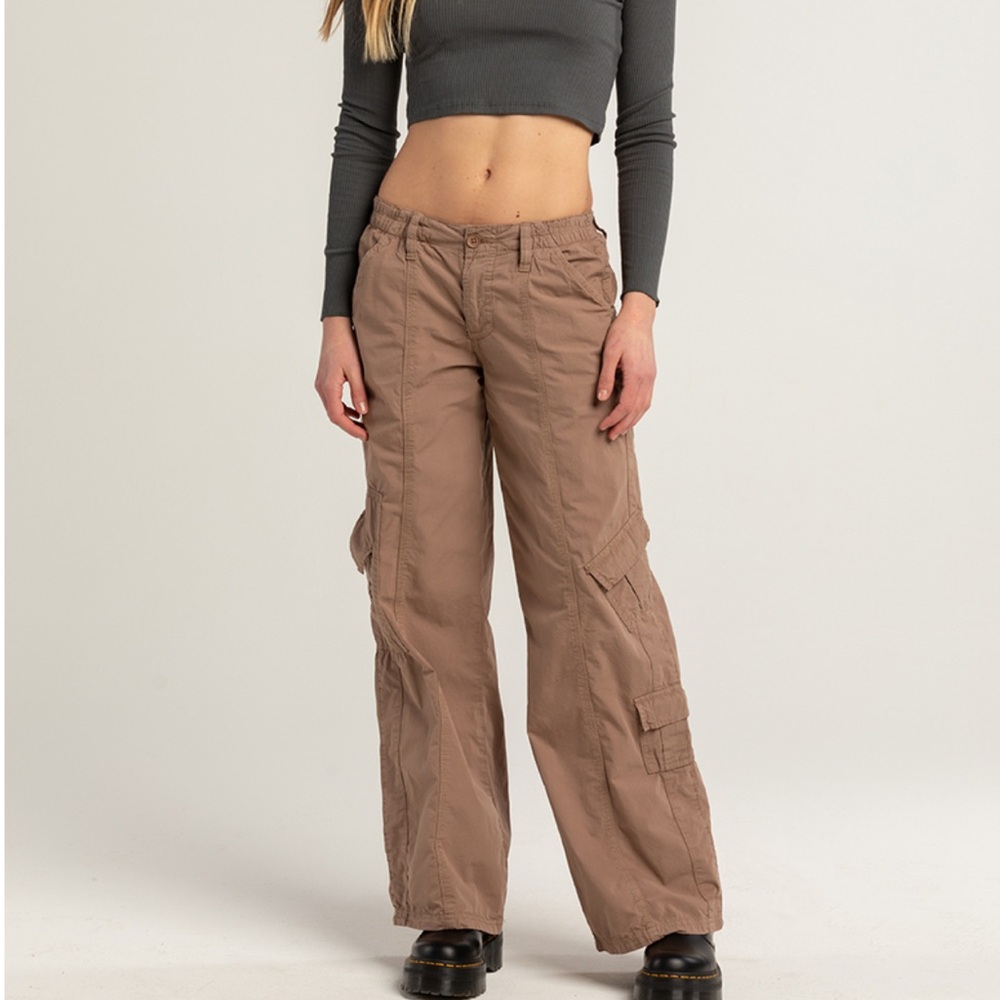 URBAN OUTFITTERS Y2K brown cargo pants